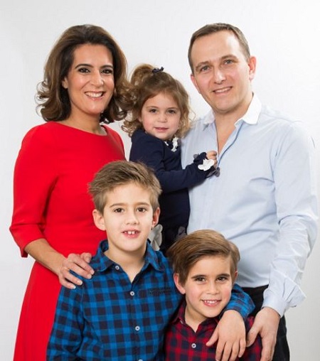 Samantha Simmonds with her husband, Philip, two sons, Rafael, Zevi, and daughter, Zeabella Davies.
